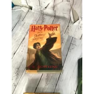 Harry Potter and The Deathly Hallows by J.K Rowling First Edition